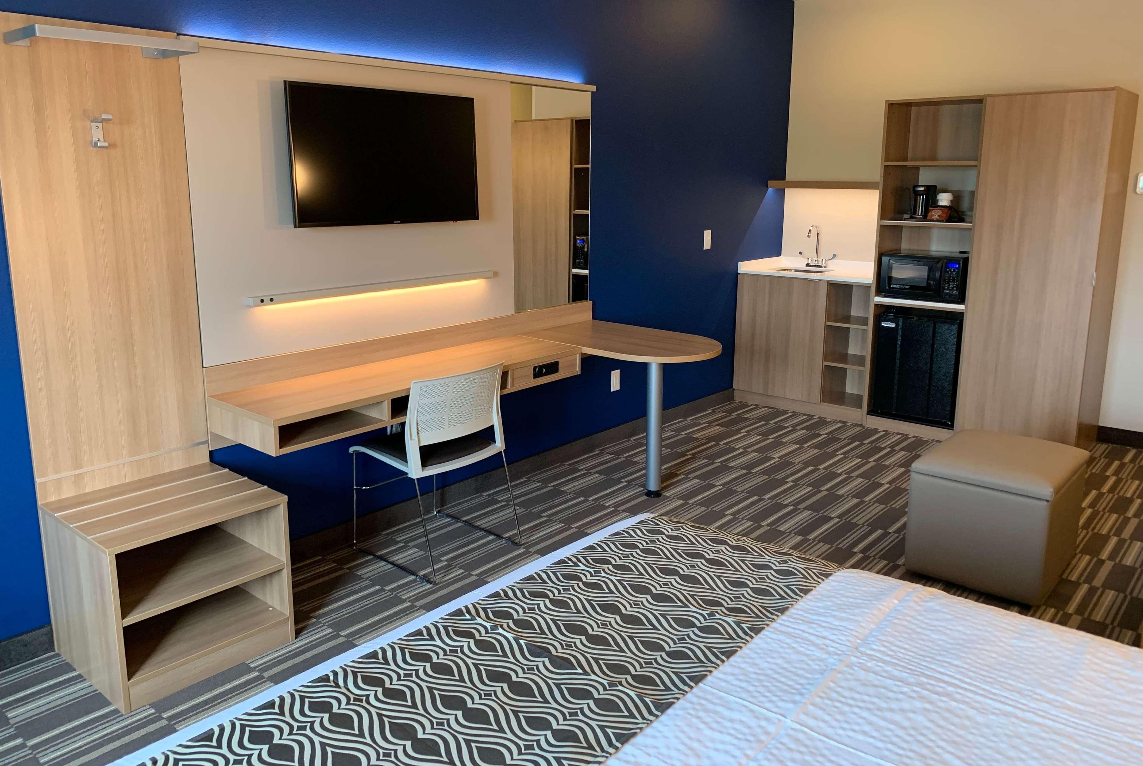 Microtel Inn & Suites By Wyndham Fountain Fort Carson Екстериор снимка