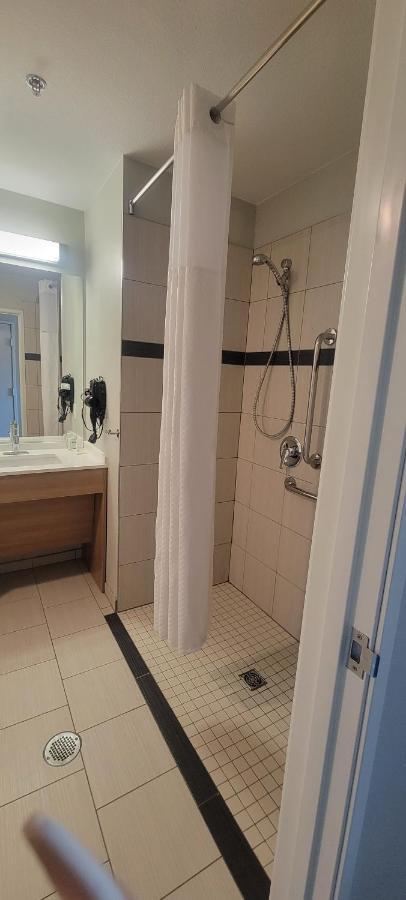 Microtel Inn & Suites By Wyndham Fountain Fort Carson Екстериор снимка