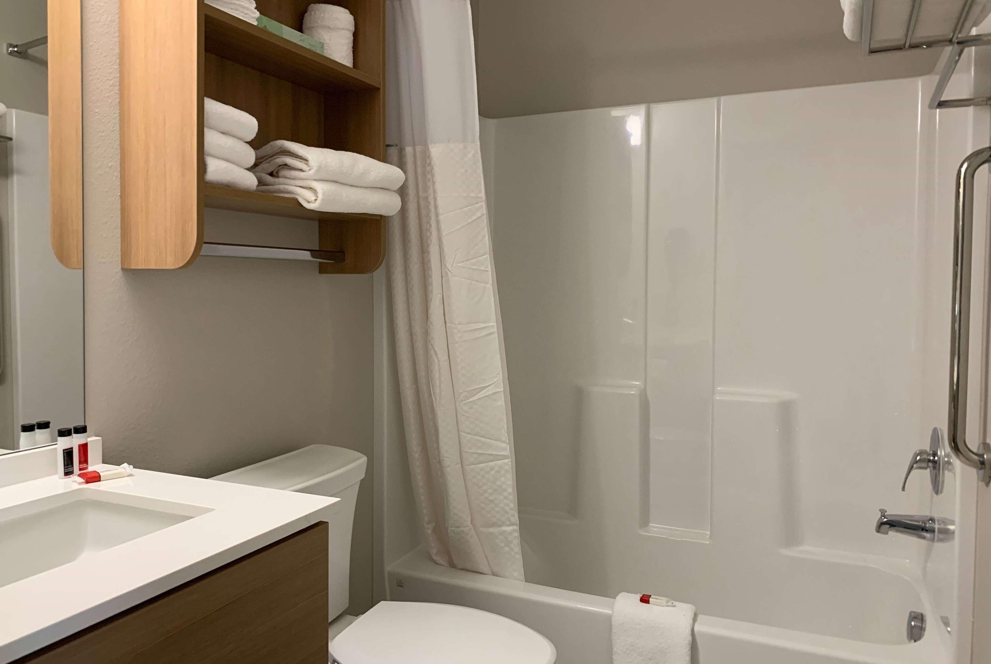 Microtel Inn & Suites By Wyndham Fountain Fort Carson Екстериор снимка